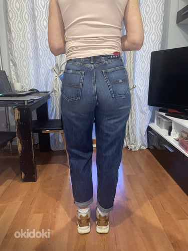 Tommy Hilfiger High Tapered Mom Jeans (foto #5)