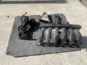 Детали двигателя bmw e39 2.8 (3 фото из 3)