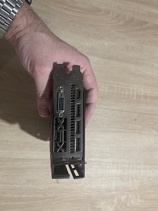 XFX Radeon RX 580 8GB (4 foto / 4)