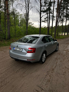 Skoda octavia (3 foto / 10)