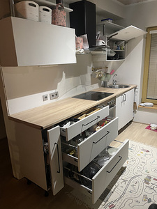 Müüa kaks köögimööblit (3 foto / 4)