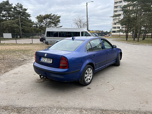 Skoda Superb РЕГ ОПЛАЧЕН (2 фото из 7)