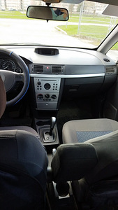 Opel Meriva (3 фото из 8)