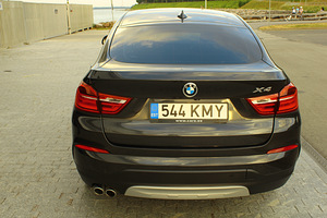 BMW X4 XDRIVE30D (4 foto / 14)