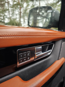 Land Rover Range Rover Sport 3.0d 2013 (3 foto / 12)