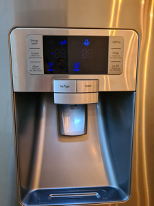 Двухкамерный холодильник Samsung H177xL90xW70см (2 фото из 10)
