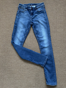H&M teksad 158cm (1 foto / 1)