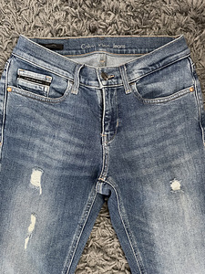 Calvin Klein teksad (2 foto / 3)