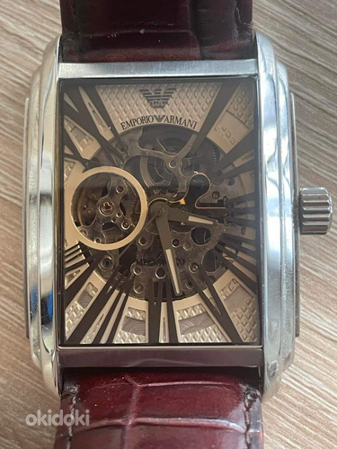 Armani мужские часы (фото #1)