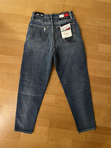 Tommy Jeans (1 foto / 4)