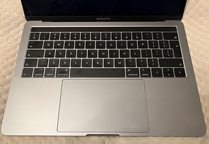 MacBook Pro (13-inch, 2019, Two Thunderbolt 3 ports) (2 foto / 3)