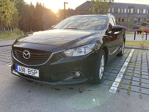 Mazda6 Skyactiv 2.2D (13 фото из 15)