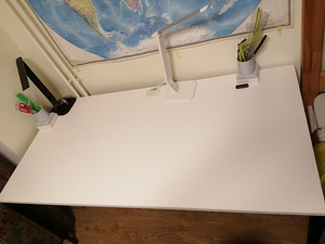 Suur laud, võimsa raamiga, reguleeriva kõrgusega 160*80 cm (1 foto / 5)