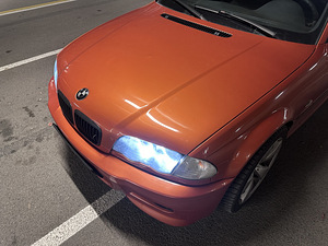 BMW 318i V8 manuaal (2 foto / 10)