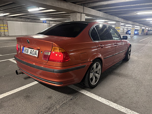 BMW 318i V8 manuaal (4 foto / 10)