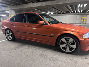 BMW 318i V8 manuaal (5 foto / 10)
