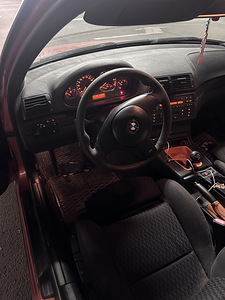 BMW 318i V8 manuaal (9 foto / 10)