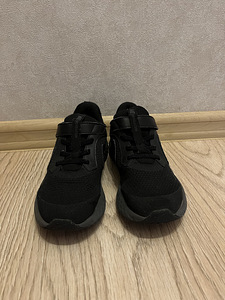 Poiste tossud Nike 35 suurus (3 foto / 3)