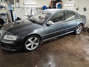 Audi S8 V10 5.2 331kw (9 foto / 10)