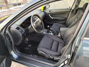 Honda accord (6 foto / 9)