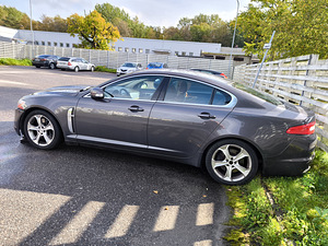 Легко аварийный Jaguar xf (1 фото из 4)