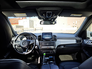 MB Gls 450 2017 (14 foto / 15)