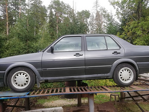 Volkswagen Jetta (3 foto / 4)