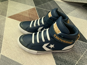 Converse новые, 33,5 (1 фото из 3)