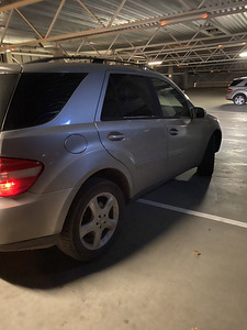 Mercedes-benz ML320 w164 2006 (3 foto / 5)