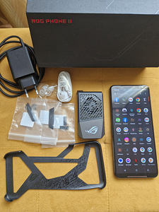 ASUS ROG PHONE II (ZS660KL) (1 foto / 3)