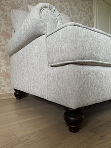 3-kohaline uueväärne beež diivan (4 foto / 5)