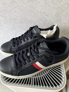 Meeste tennised Tommy Hilfiger 41 (1 foto / 6)