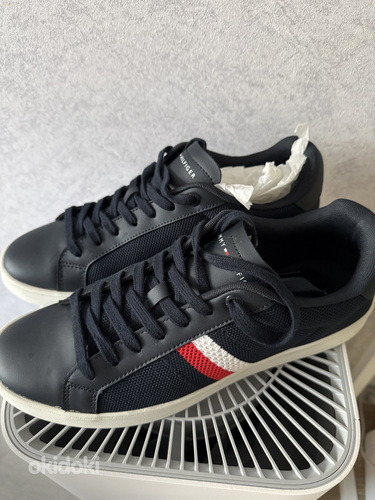 Meeste tennised Tommy Hilfiger 41