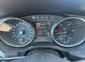 Mercedes-benz R320 Long (13 foto / 15)