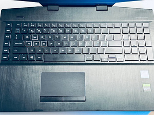 HP OMEN 17-cb0xxx (6 foto / 10)