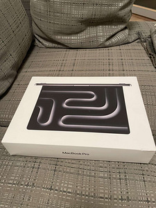 14 inch MacBook Pro Max 1TB with Apple M3 Max chip (4 foto / 4)