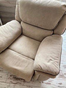 Tugitool recliner/ кресло реклайнер (1 фото из 8)