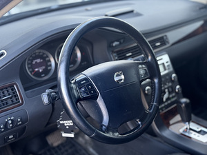 Volvo V70 2.4D 120kW (9 foto / 14)