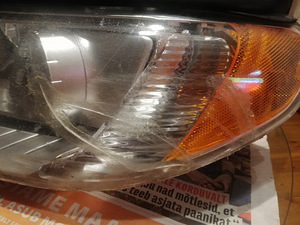 Volvo V70/XC70/S80 3gen vasak esimene xenon tuli. (2 foto / 3)