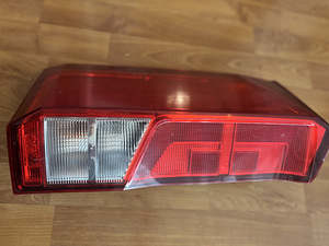VW Crafter Tagumine Vasak Tuli (1 foto / 4)