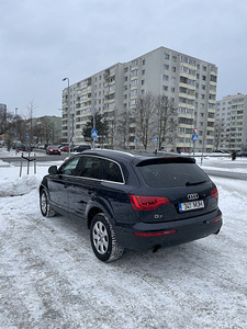 Ауди Q7 3.0 (5 фото из 10)
