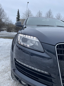 Ауди Q7 3.0 (9 фото из 10)