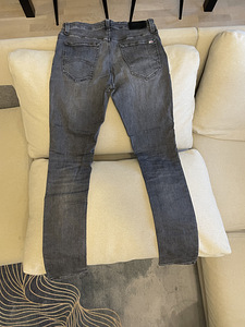 Tommy Jeans (3 foto / 5)