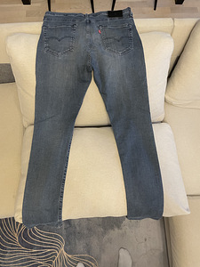 Джинсы Levi’s (2 фото из 5)