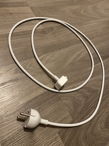 Зарядка для макбука apple (2 фото из 4)