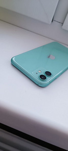 iPhone 11 128гб (4 фото из 6)