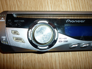 2 tk . Magnitafon Pioneer DEH- MP3 50w 4 (2 foto / 9)