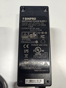 Toiteplokk 12V 60W