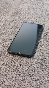 Mobiiltelefon Samsung Galaxy A40 (2 foto / 4)