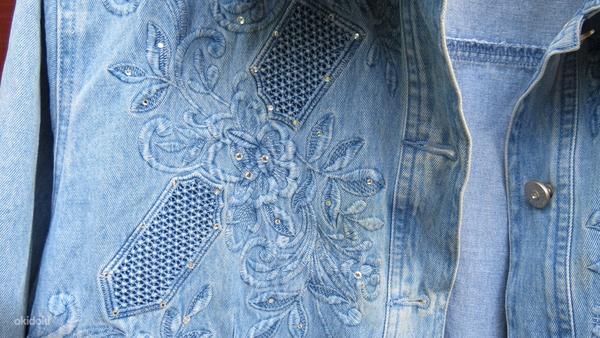 Женская джинсовая куртка с вышивкой 48 (фото #5)
